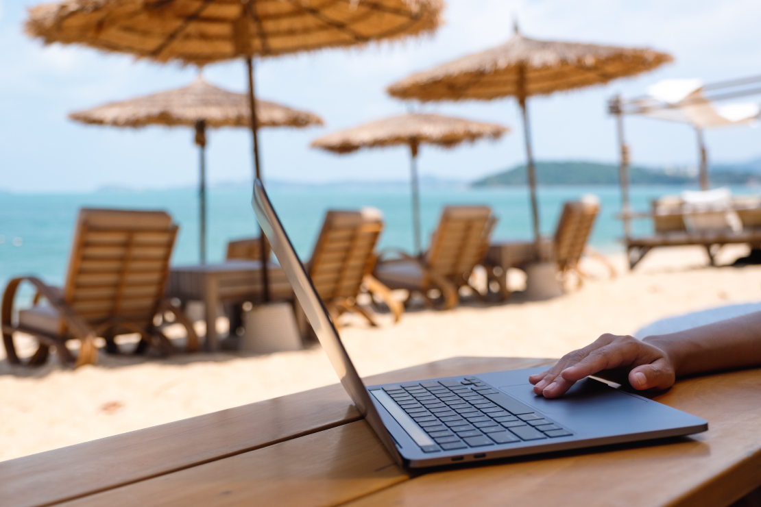 Workation Nedir? Ofis Dışında Çalışmanın En Keyifli Hali